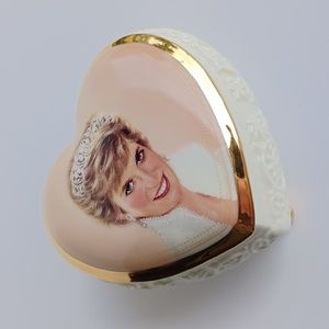 "Diana, Queen of Our Hearts" Music Box